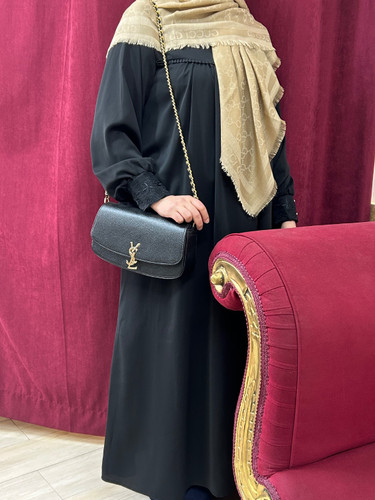 عبای ماه پوش